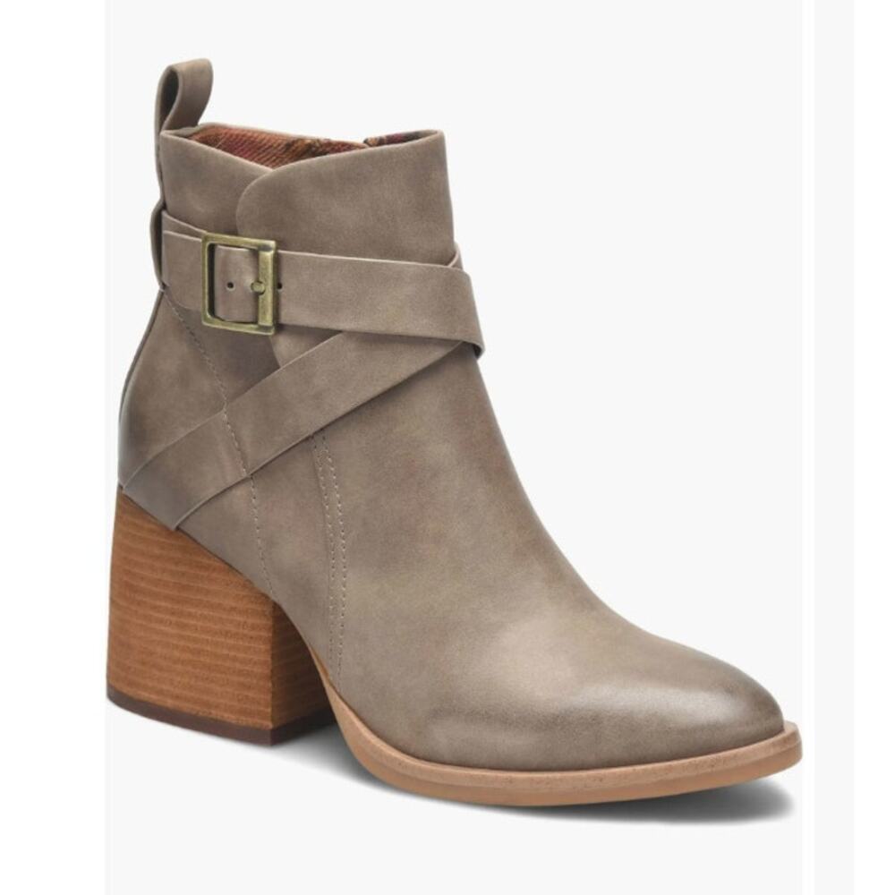 Korks Women's Shyla Block Heel Bootie Taupe Faux Leather 10 NWOB Buckle Strap